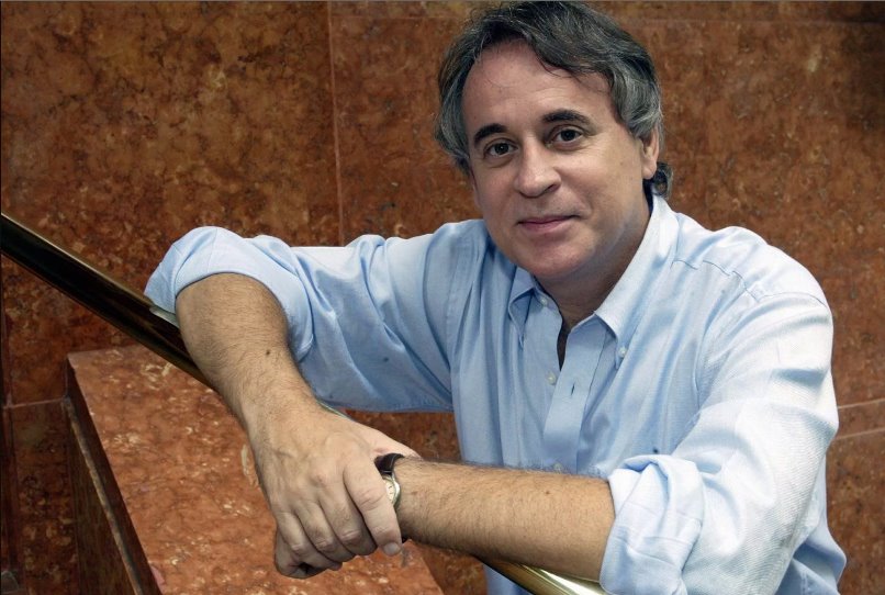 ACL celebra a eleição do escritor Godofredo de Oliveira Neto para a Academia Brasileira de Letras